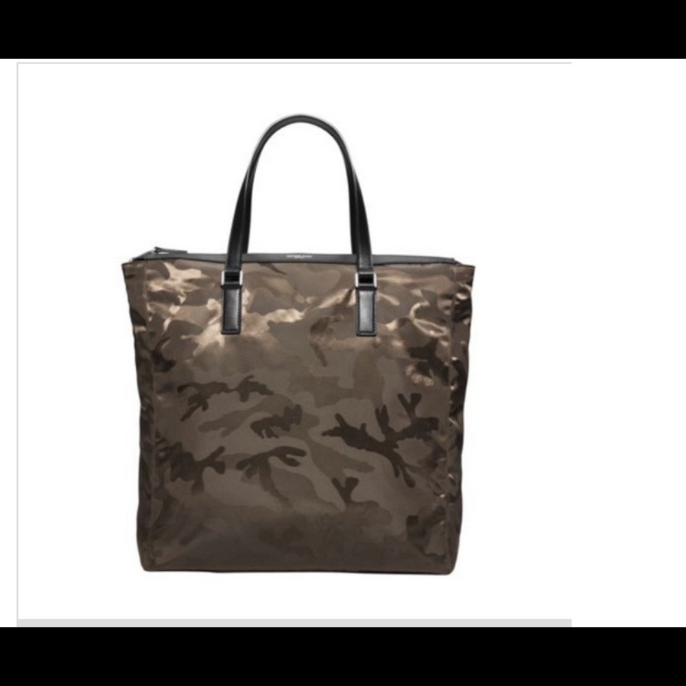 Michael Kors men army tote